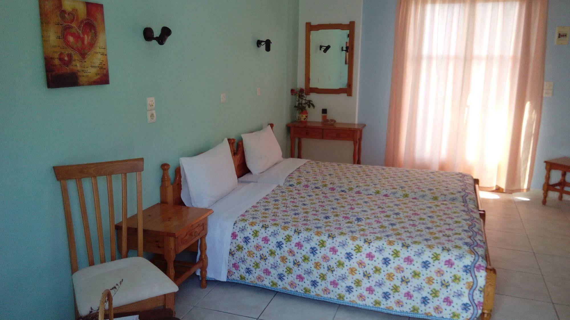 Aparthotel Anessis Cosmos Anaxos Esterno foto