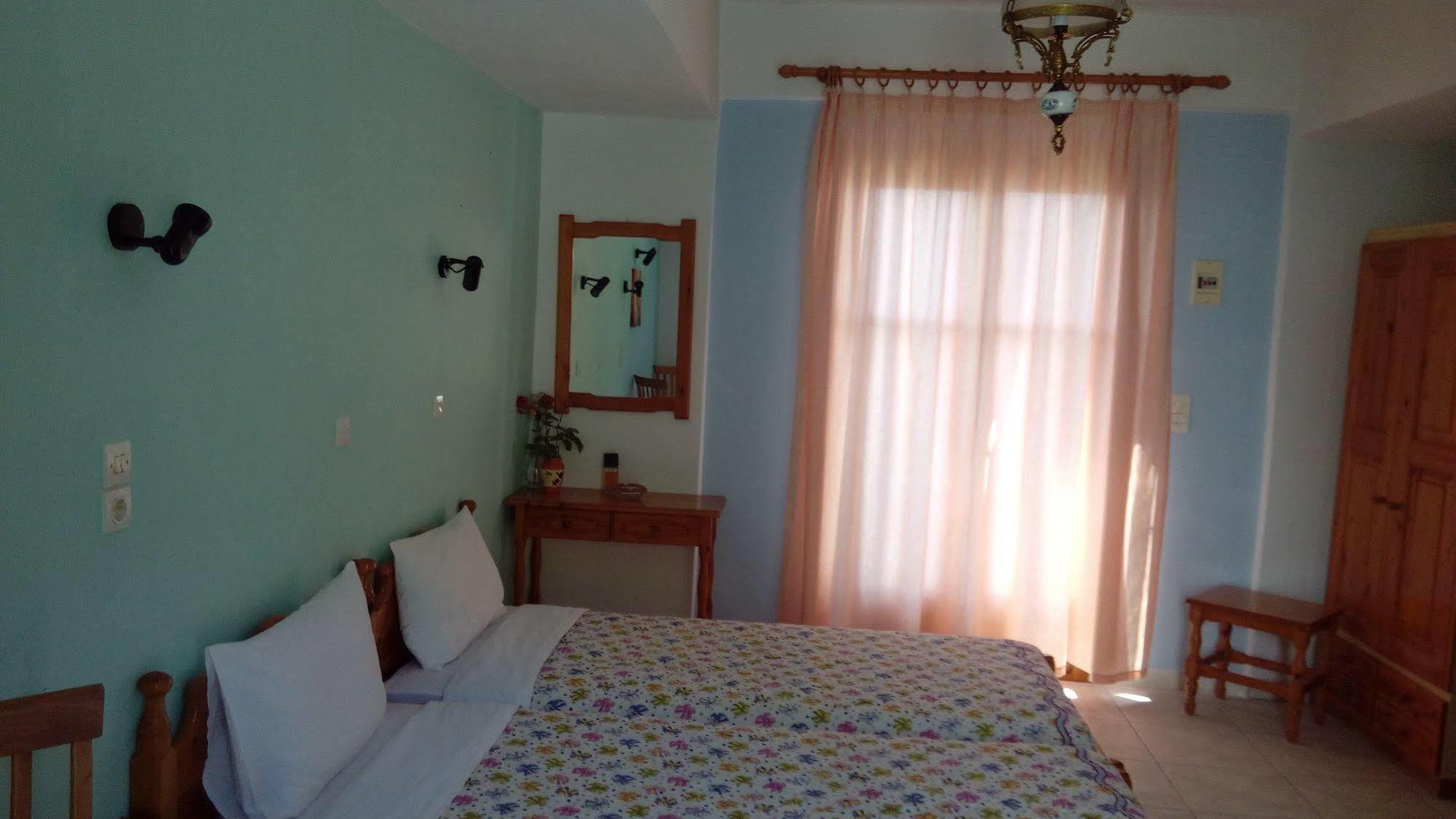 Aparthotel Anessis Cosmos Anaxos Esterno foto